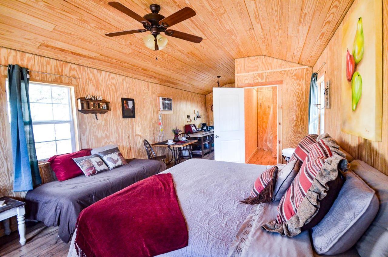 Cowboys And Angels Rv Park, Cabins, And Events Mountain Home Exterior photo
